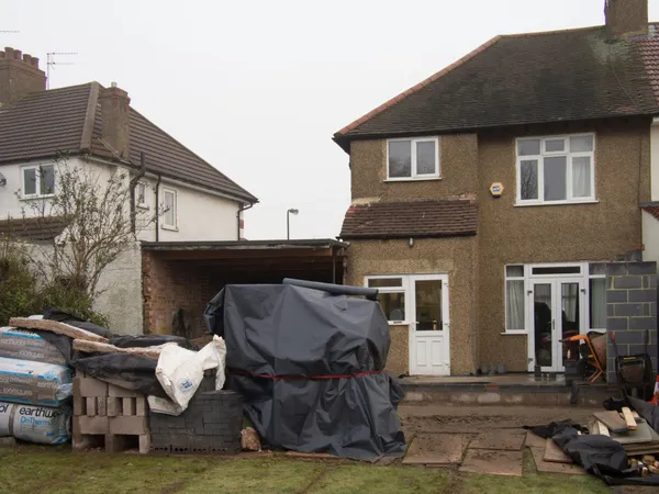 Why You Must Use a Licensed Waste Carrier for Rubbish Removal